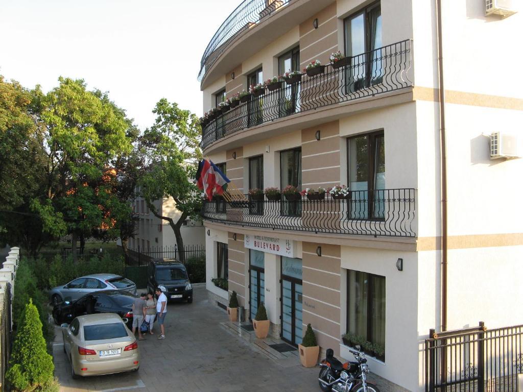Hotel Bulevard Oradea Exterior foto