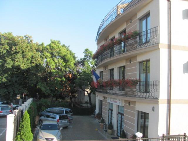 Hotel Bulevard Oradea Exterior foto